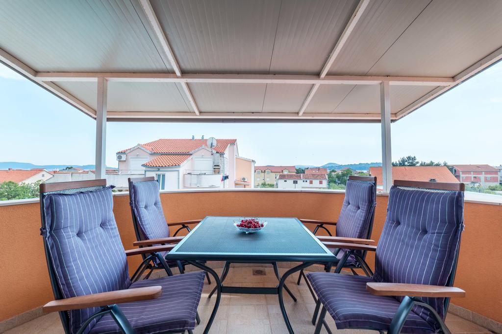 Apartments Marina Srima Luaran gambar