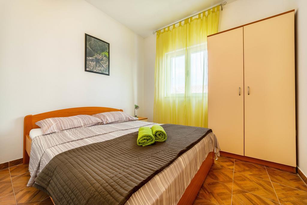 Apartments Marina Srima Luaran gambar