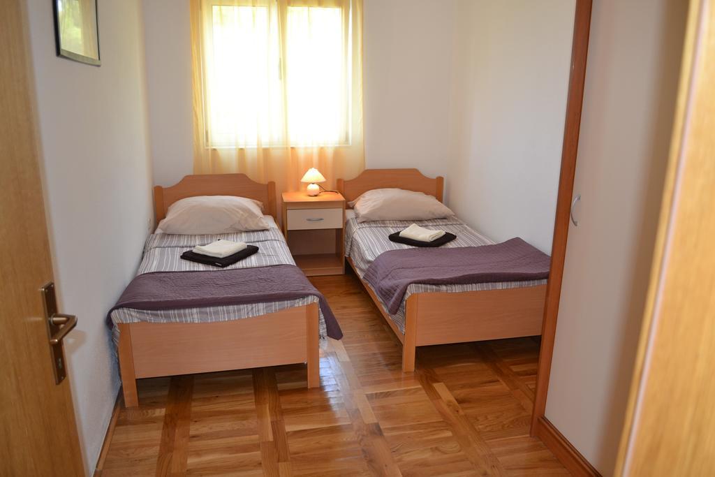 Apartments Marina Srima Luaran gambar