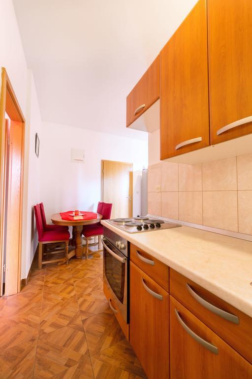 Apartments Marina Srima Luaran gambar