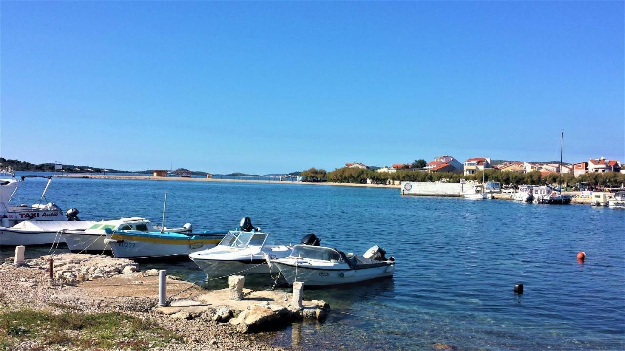 Apartments Marina Srima Luaran gambar